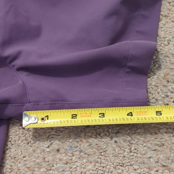 Pair of Under Armour heat gear shorts - Picture 6 of 7